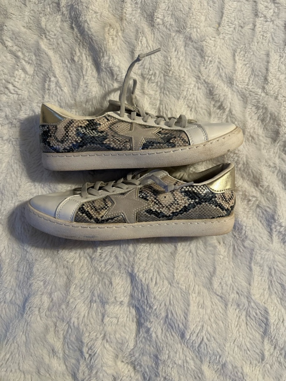 Vintage Havana White and Gold Sneakers with Snake-Print and Silver Star